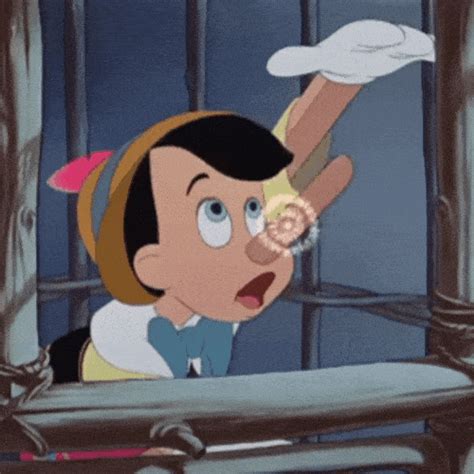 gif pinocchio